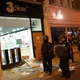 Illustration for article titled Scenes from a Riot: Electronics Stores Sacked by British Looters